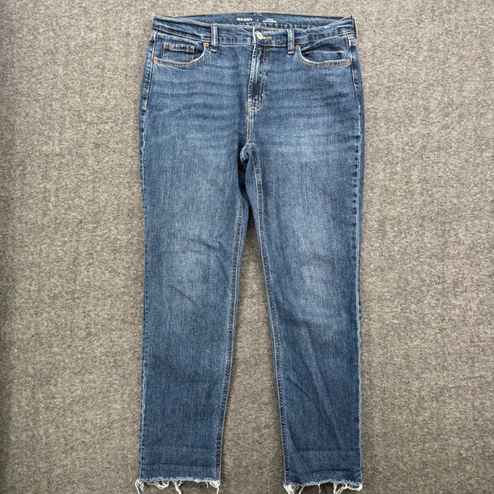 Old Navy Womens Low Rise Boyfriend Jeans Size 8 Medium Wash Raw Hem Denim